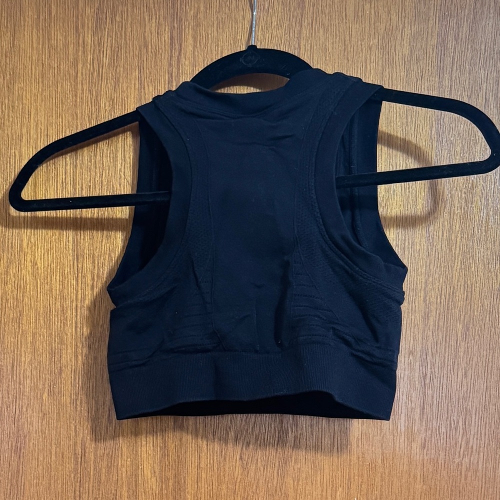 ALPHALETE OZONE CROP BRA- BLACK - Picture 3 of 3